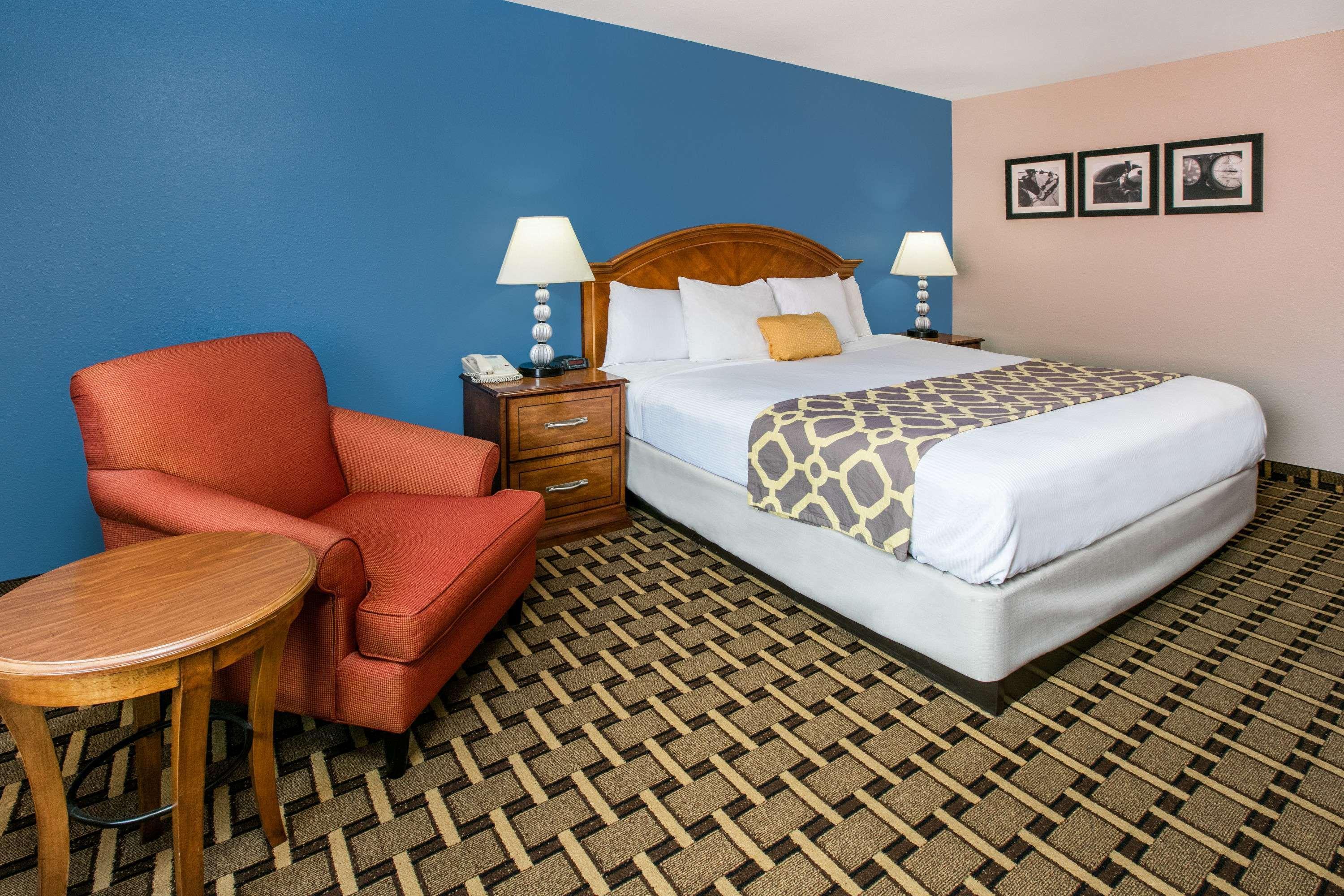 Hotel Baymont By Wyndham Lawton Exterior foto